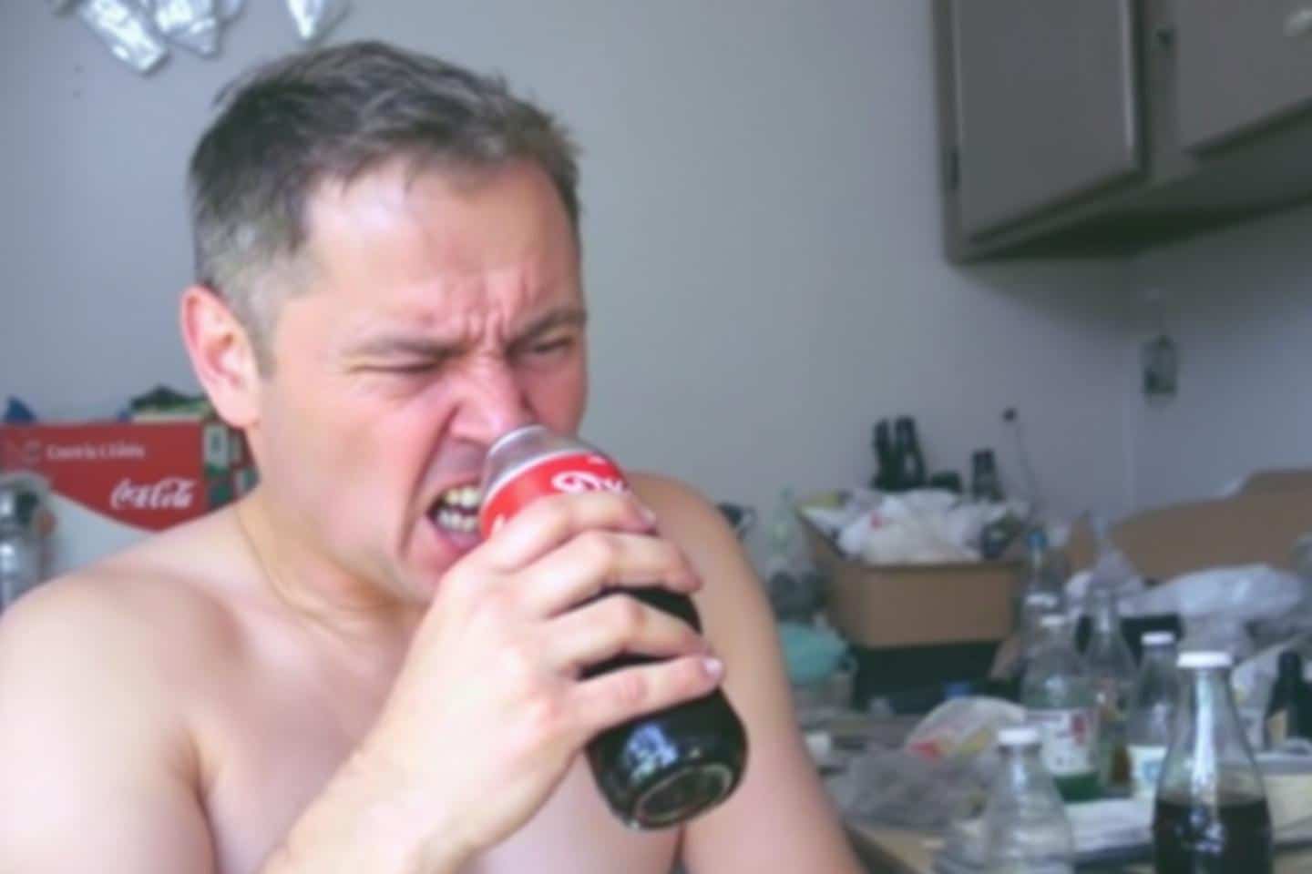 Mal de gorge boire du Coca : Un vieux remède maison efficace ou arnaque ?